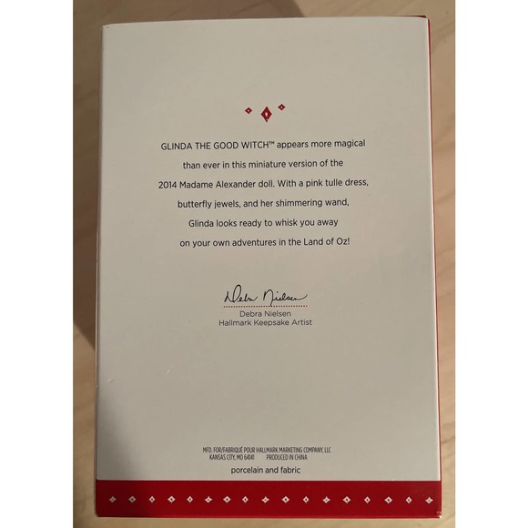 Hallmark Keepsake Ornament "GLINDA The GOOD WITCH"2015" Exclusive New - Signed - Picture 3 of 3